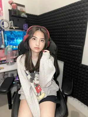 Swansage OnlyFans Leaked Free Thumbnail Picture - #cM0l4Dl6Jk