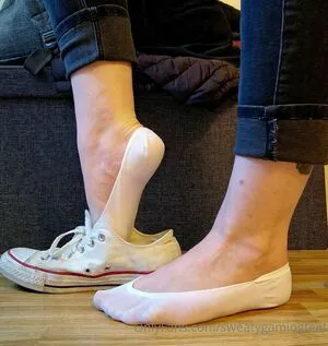 Sweatygamingfeet OnlyFans Leaked Free Thumbnail Picture - #5n36qkxjkW