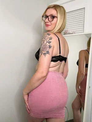 Swedish Emma2 OnlyFans Leaked Free Thumbnail Picture - #OTQ7yRn6ev
