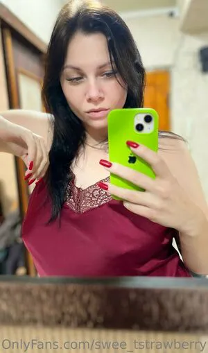Swee Tstrawberry OnlyFans Leaked Free Thumbnail Picture - #3JuaE1ray8