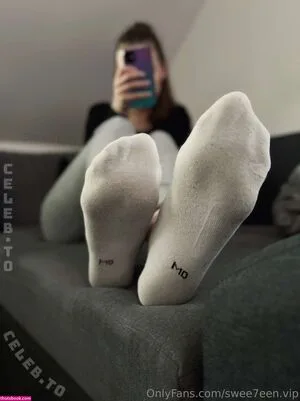 Swee7een OnlyFans Leaked Free Thumbnail Picture - #HKLxpU4aQ1