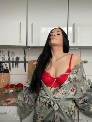 Sweeetleyla OnlyFans Leaked Free Thumbnail Picture - #AQX9URlhKM