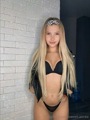 Sweet Alicee OnlyFans Leaked Free Thumbnail Picture - #FeZHLbQOQm