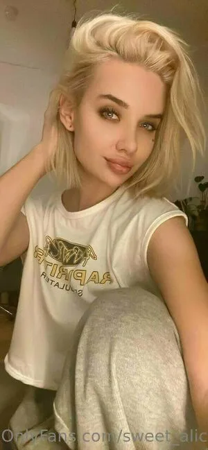 Sweet Aliceee OnlyFans Leaked Free Thumbnail Picture - #9Lxtzui8nW