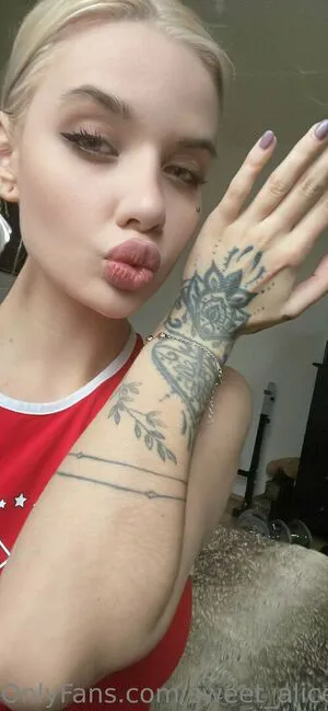 Sweet Aliceee OnlyFans Leaked Free Thumbnail Picture - #W3oGVGaP2k