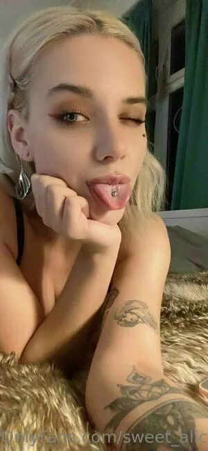 Sweet Aliceee OnlyFans Leaked Free Thumbnail Picture - #iNaFD2JPPc