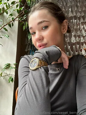 Sweet Berry Free OnlyFans Leaked Free Thumbnail Picture - #FxS76tbMEs