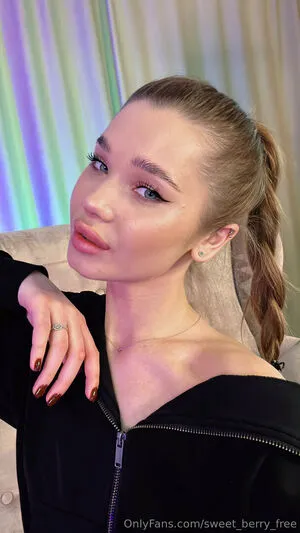 Sweet Berry Free OnlyFans Leaked Free Thumbnail Picture - #cfCZUZi0DJ
