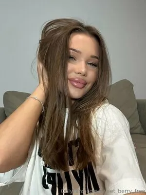 Sweet Berry Free OnlyFans Leaked Free Thumbnail Picture - #xQRmtg9A9H