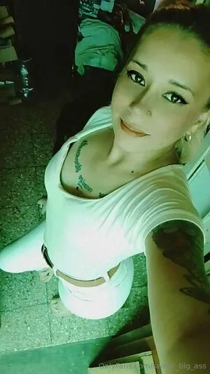 Sweet Big Ass OnlyFans Leaked Free Thumbnail Picture - #39XNj7IK63