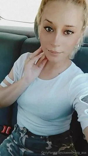 Sweet Big Ass OnlyFans Leaked Free Thumbnail Picture - #Aed3NgwOCB