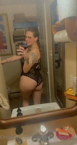 Sweet Cheeks Free OnlyFans Leaked Free Thumbnail Picture - #9BGu4tSVQt