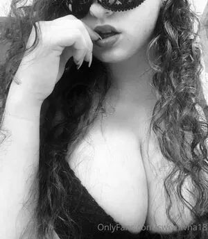 Sweet Lvna OnlyFans Leaked Free Thumbnail Picture - #NPDAiny1Xi