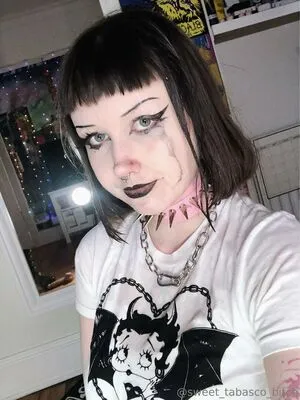 Sweet Tabasco Bitch OnlyFans Leaked Free Thumbnail Picture - #hlgrRLrWEy