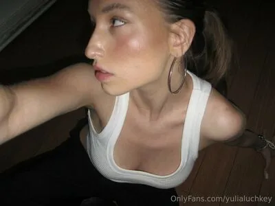 Sweet Yulia OnlyFans Leaked Free Thumbnail Picture - #G7Pyur8nHB
