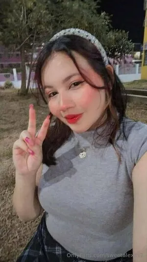 Sweetalexas2 OnlyFans Leaked Free Thumbnail Picture - #8mdGkm5arV