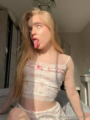Sweetalicee69 OnlyFans Leaked Free Thumbnail Picture - #5gfSCkw6Xi