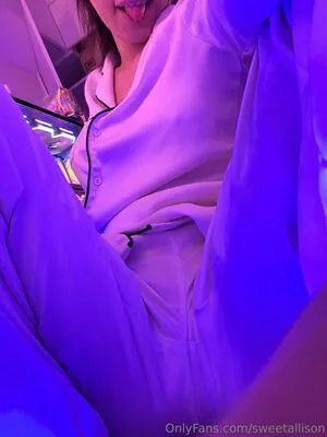 Sweetallison OnlyFans Leaked Free Thumbnail Picture - #NXIf9jclHB