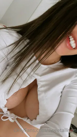 Sweetallison OnlyFans Leaked Free Thumbnail Picture - #hSOfMrJ0Le