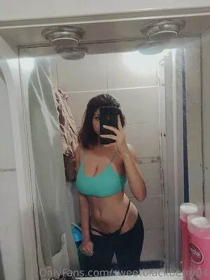 Sweetblackberry04 OnlyFans Leaked Free Thumbnail Picture - #mLL3aCt0uW