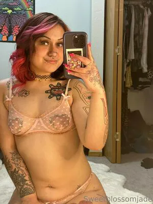 Sweetblossomjade OnlyFans Leaked Free Thumbnail Picture - #23glcPqd0x