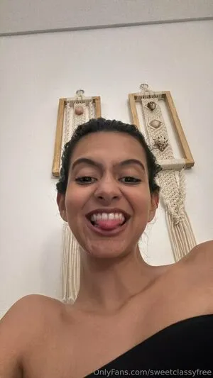 Sweetclassyfree OnlyFans Leaked Free Thumbnail Picture - #hDg2VHaiHC