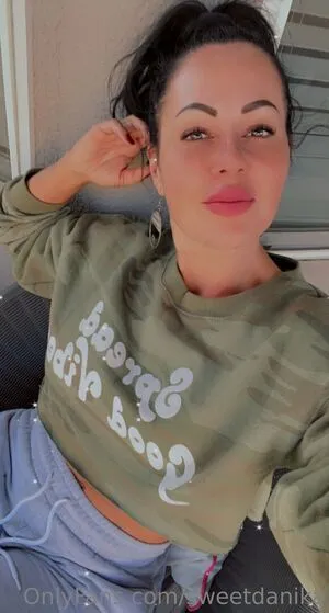 Sweetdanika OnlyFans Leaked Free Thumbnail Picture - #DyJtUw1KZ1