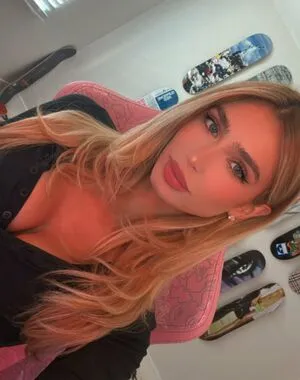 Sweeterbela OnlyFans Leaked Free Thumbnail Picture - #sV0y3zy92X