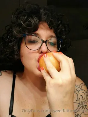 Sweetfatbottomed OnlyFans Leaked Free Thumbnail Picture - #zssxAAA6jy
