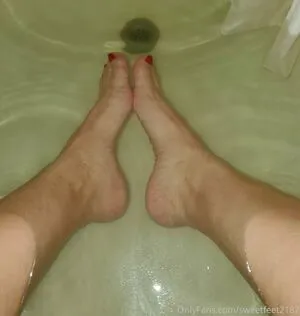 Sweetfeet2187 OnlyFans Leaked Free Thumbnail Picture - #LKxcvpckvf