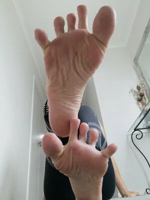 Sweetfeetnz OnlyFans Leaked Free Thumbnail Picture - #LWXMzocca9