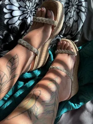 Sweetfeetsyfree OnlyFans Leaked Free Thumbnail Picture - #aCvB5a01Ax