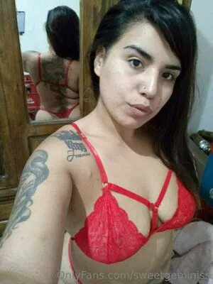 Sweetgeminiss OnlyFans Leaked Free Thumbnail Picture - #J6e0IFOP1k
