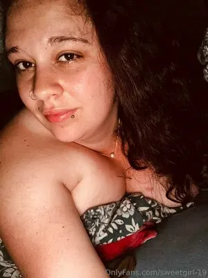 Sweetgirl OnlyFans Leaked Free Thumbnail Picture - #hldy1N5Dr7