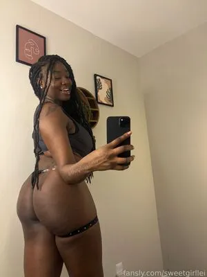 Sweetgirllei OnlyFans Leaked Free Thumbnail Picture - #DwSKLxCdxl