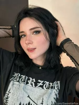 Sweetie Fox OnlyFans Leaked Free Thumbnail Picture - #F6dM8o9gn6