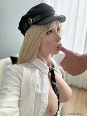 Sweetie Fox OnlyFans Leaked Free Thumbnail Picture - #kCLflh49Ss