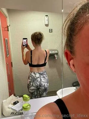 Sweetie Sarah OnlyFans Leaked Free Thumbnail Picture - #Gu5lgCNWhp