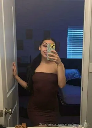 Sweetiegraphitti OnlyFans Leaked Free Thumbnail Picture - #2LTU8ytjWb