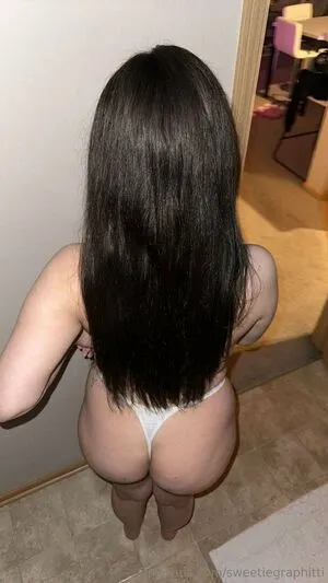 Sweetiegraphitti OnlyFans Leaked Free Thumbnail Picture - #l4yb1WnQqY