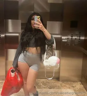 Sweetiegraphitti OnlyFans Leaked Free Thumbnail Picture - #rQX5dH08Wk