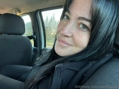 Sweetiesuun OnlyFans Leaked Free Thumbnail Picture - #dnpvaZ1y47