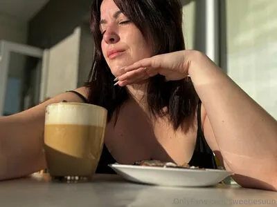 Sweetiesuun OnlyFans Leaked Free Thumbnail Picture - #r1D3n3pNGV