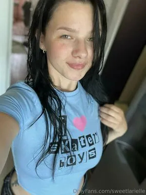 Sweetlarielle OnlyFans Leaked Free Thumbnail Picture - #RRSR47fVVq