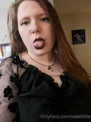 Sweetlillie OnlyFans Leaked Free Thumbnail Picture - #Dqzc9CwGGz