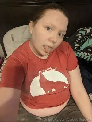 Sweetlillieclips OnlyFans Leaked Free Thumbnail Picture - #5KoAIBLZyG