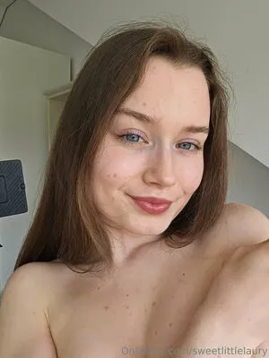 Sweetlittlelaury OnlyFans Leaked Free Thumbnail Picture - #SUDOMfVKuO