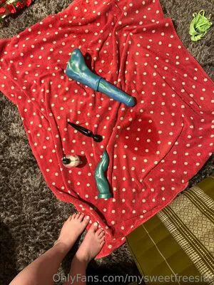 Sweetlucysfreepage OnlyFans Leaked Free Thumbnail Picture - #AZH0i12FAQ