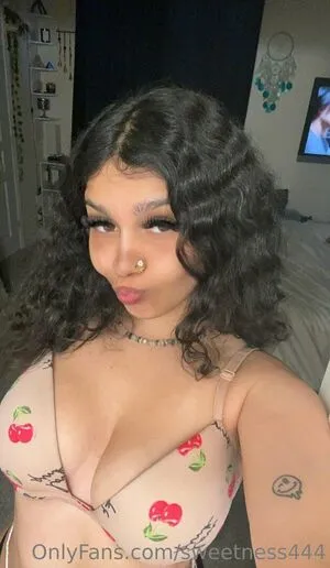 Sweetness444 OnlyFans Leaked Free Thumbnail Picture - #3khyL3U0v3