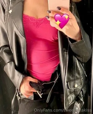 Sweetnikakiss OnlyFans Leaked Free Thumbnail Picture - #QverCYEpTX